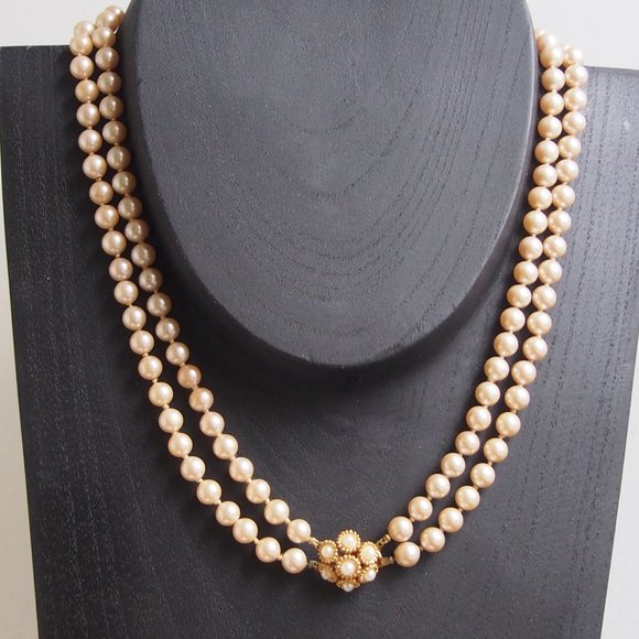 Vintage Jewelry - Double Strand Faux Glass Pearl Pendant VTGNecklace